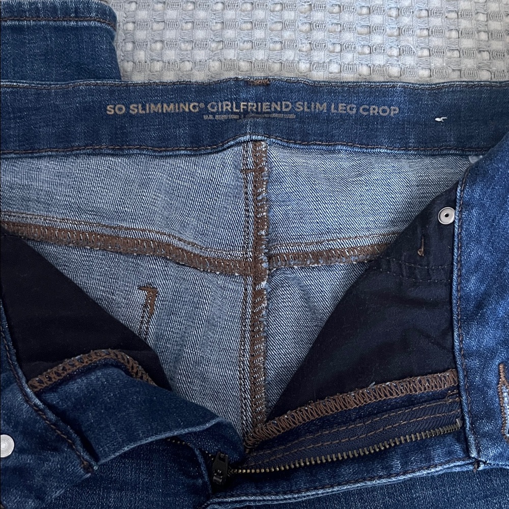 Chicos so slimming girlfriend slim leg crop sz 10